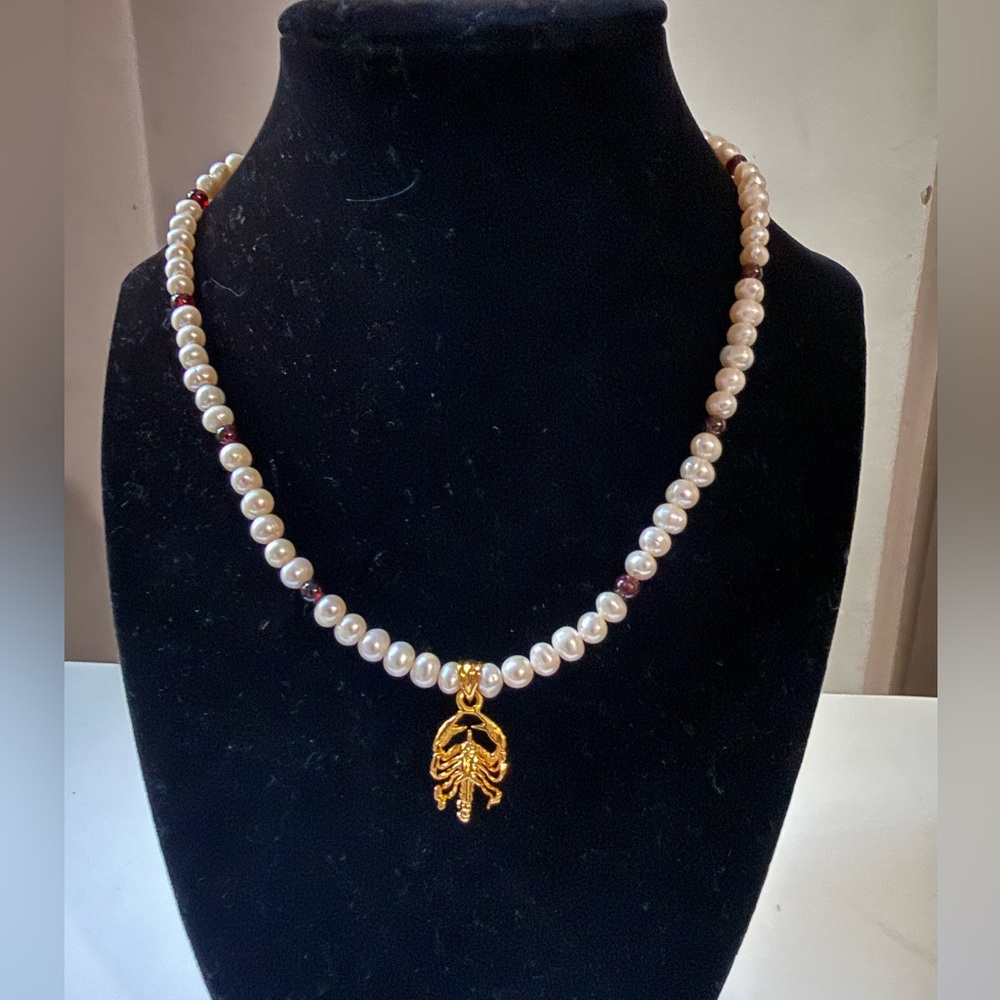 Real pearl and garnet necklace with gold Scorpion pendant 18kt gold